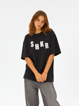 Camiseta SHKR negra
