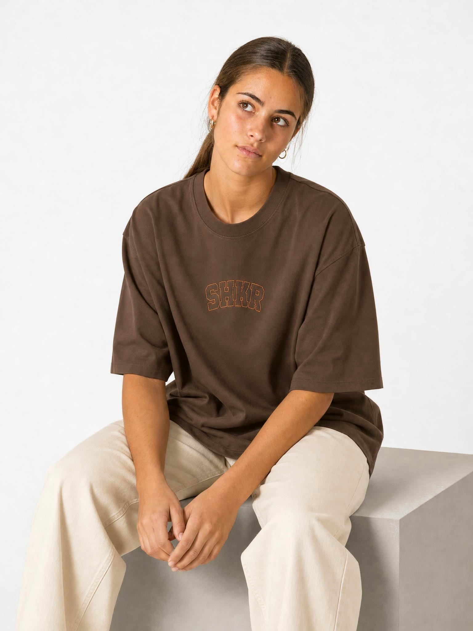 Camiseta Embroy Marrón